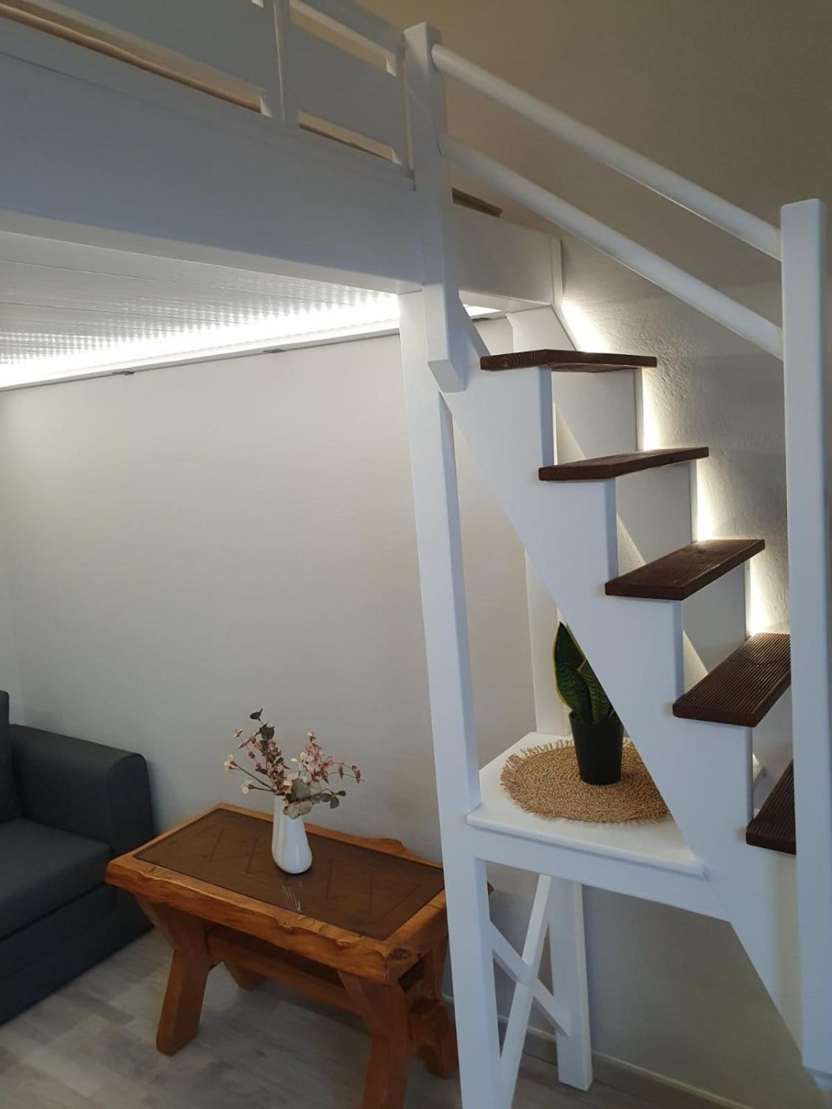 F K Apartments Artemida  Exterior photo
