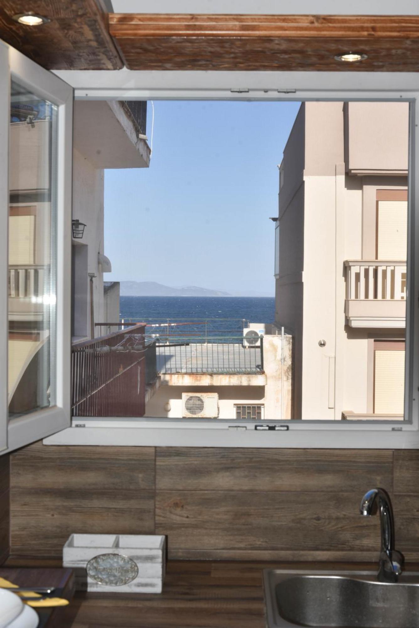 F K Apartments Artemida  Exterior photo